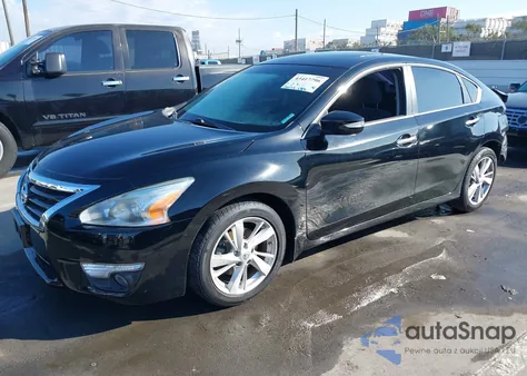 2015 Nissan Altima 2.5 Sv z USA, uszkodzony, nr VIN 1N4AL3AP3FC200540